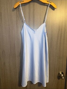 Cabernet Women's Light Blue with White Polka Dot Slip Nightgown Size Medium EUC